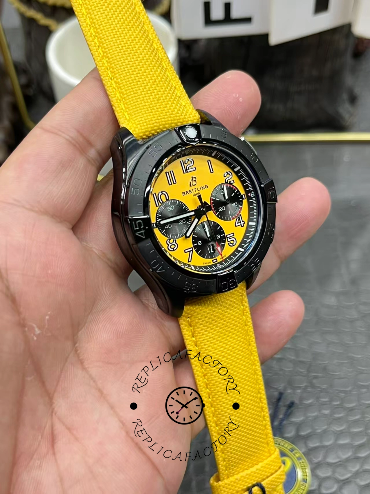 Breitling Avenger B01 Chronograph 44 SB0147101I1X1 Replica