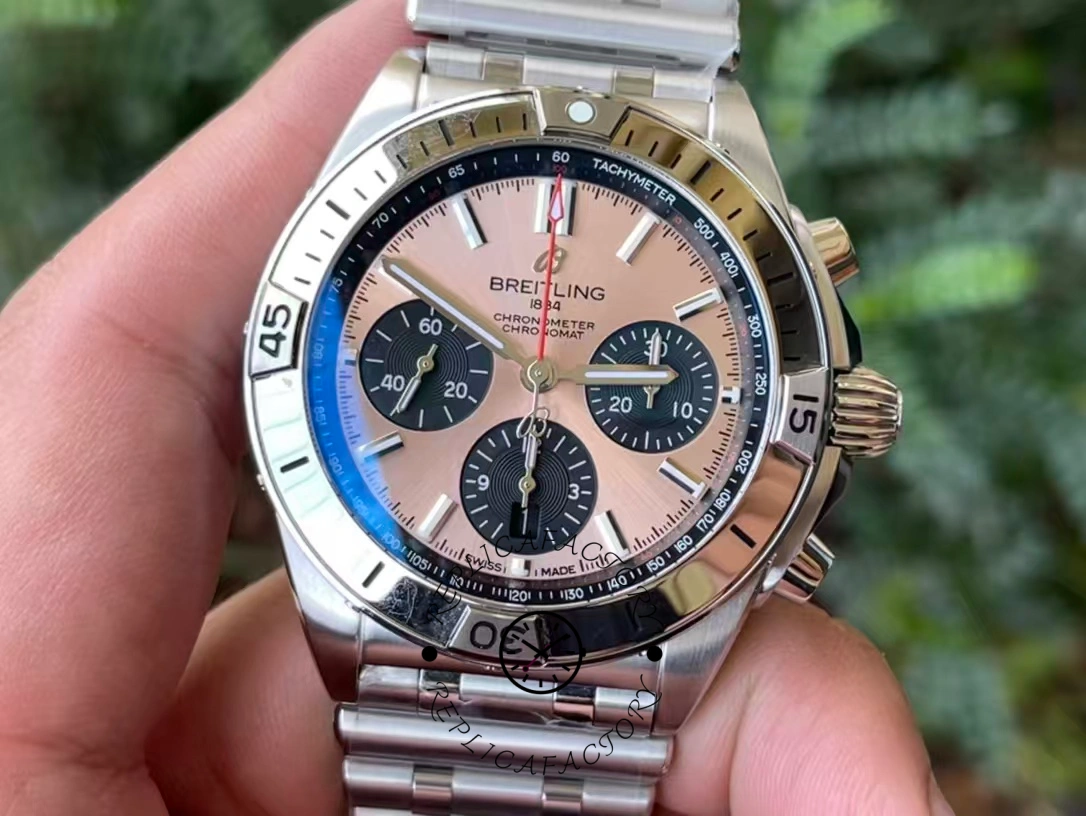 Breitling Chronomat B01 AB0134101K1A1 42mm Replica