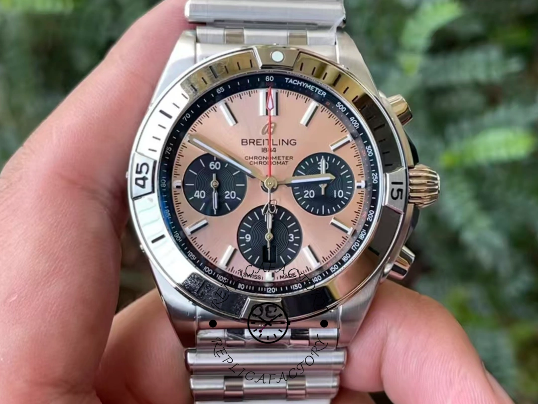 Breitling Chronomat B01 AB0134101K1A1 42mm Replica