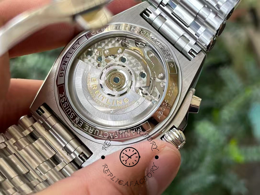 Breitling Chronomat B01 42 Chronograph AB0134101L2A1 Replica
