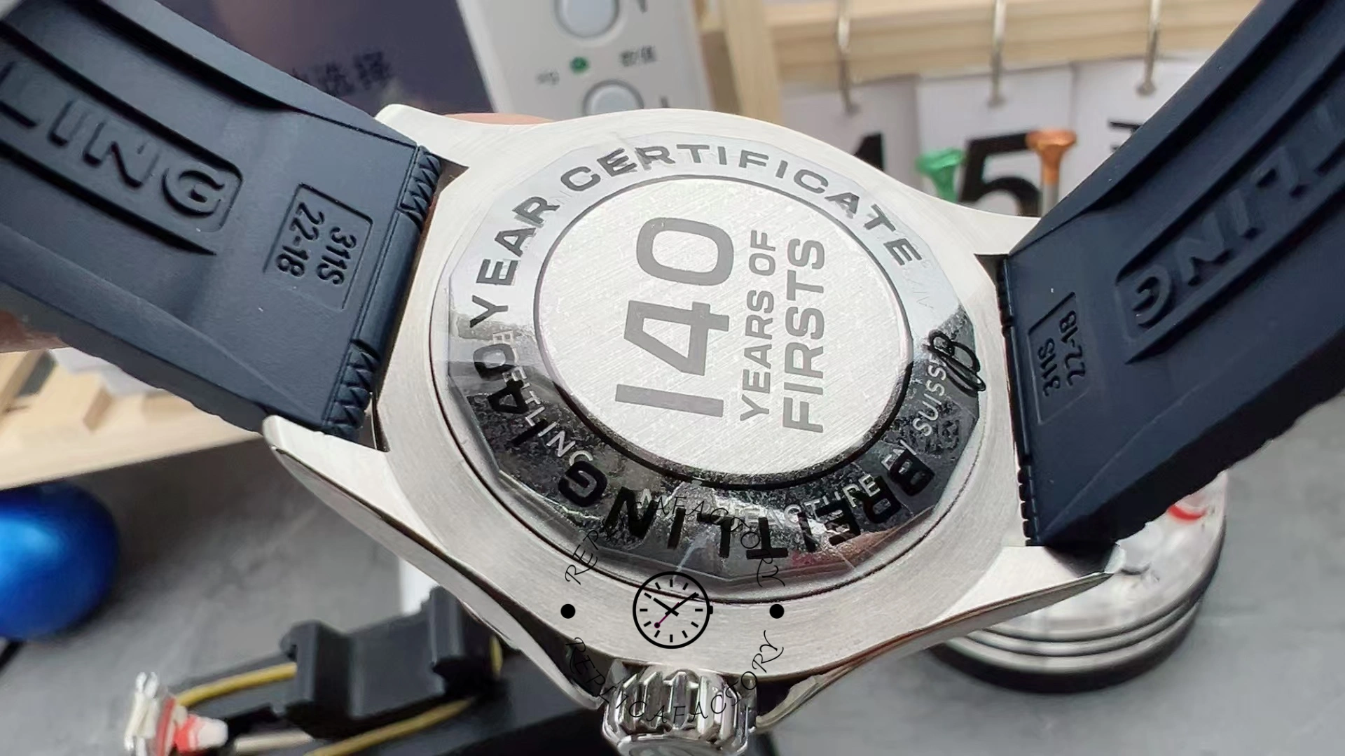 Breitling Superocean Automatic 42mm A17375E71G1S1 Replica