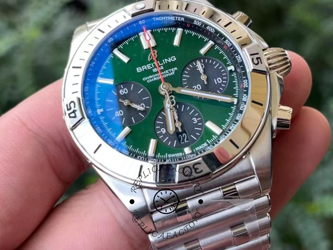 Breitling Chronomat B01 42 Chronograph AB0134101L2A1 Replica