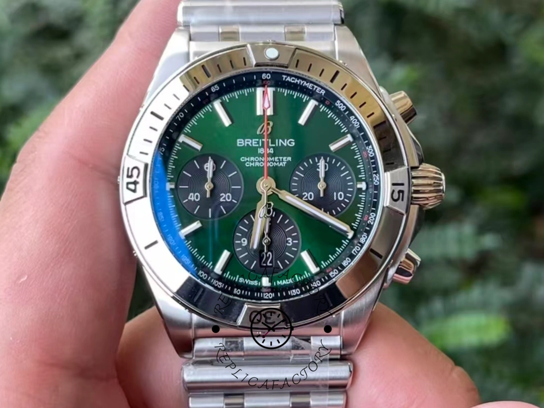 Breitling Chronomat B01 42 Chronograph AB0134101L2A1 Replica