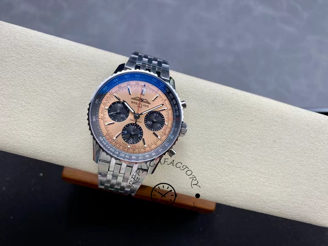 Breitling Navitimer Chronograph AB0138241K1A1 43mm Replica