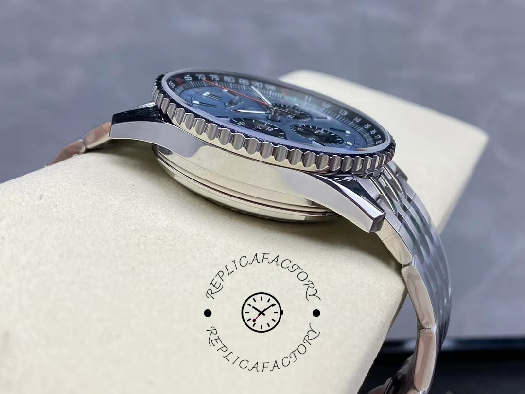 Breitling Navitimer B01 Chronograph 43 AB0138241C1A1 Replica