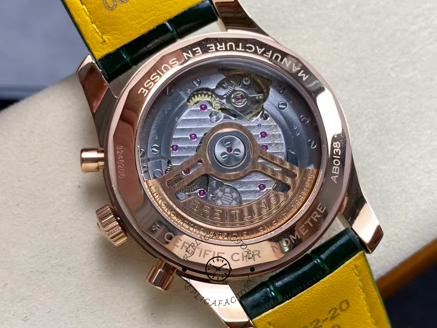 Breitling Navitimer B01 Chronograph RB01384A1L1P1 43 Replica