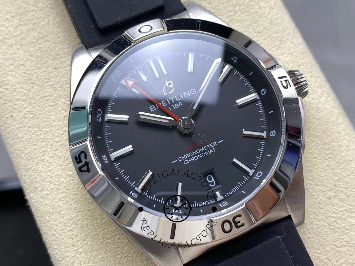 Breitling Chronomat GMT 40 A32398101B1A1 Rubber Strap Replica