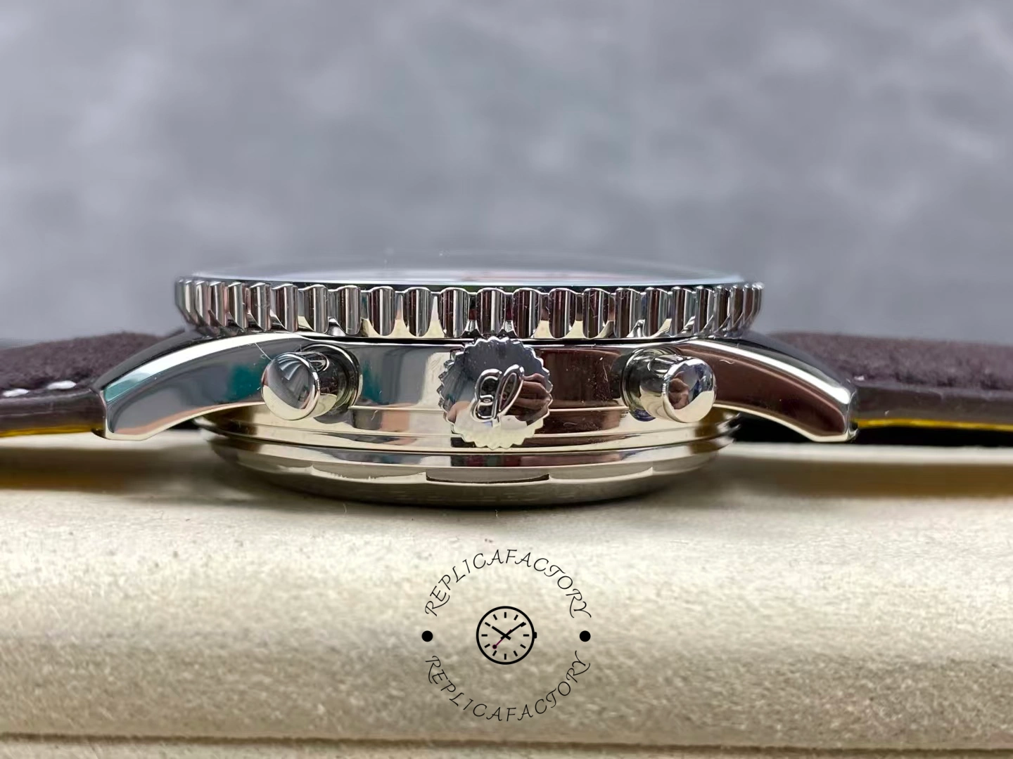 Breitling Navitimer B01 Chronograph 43 Calfskin Strap AB01385C1Q1A1 Replica