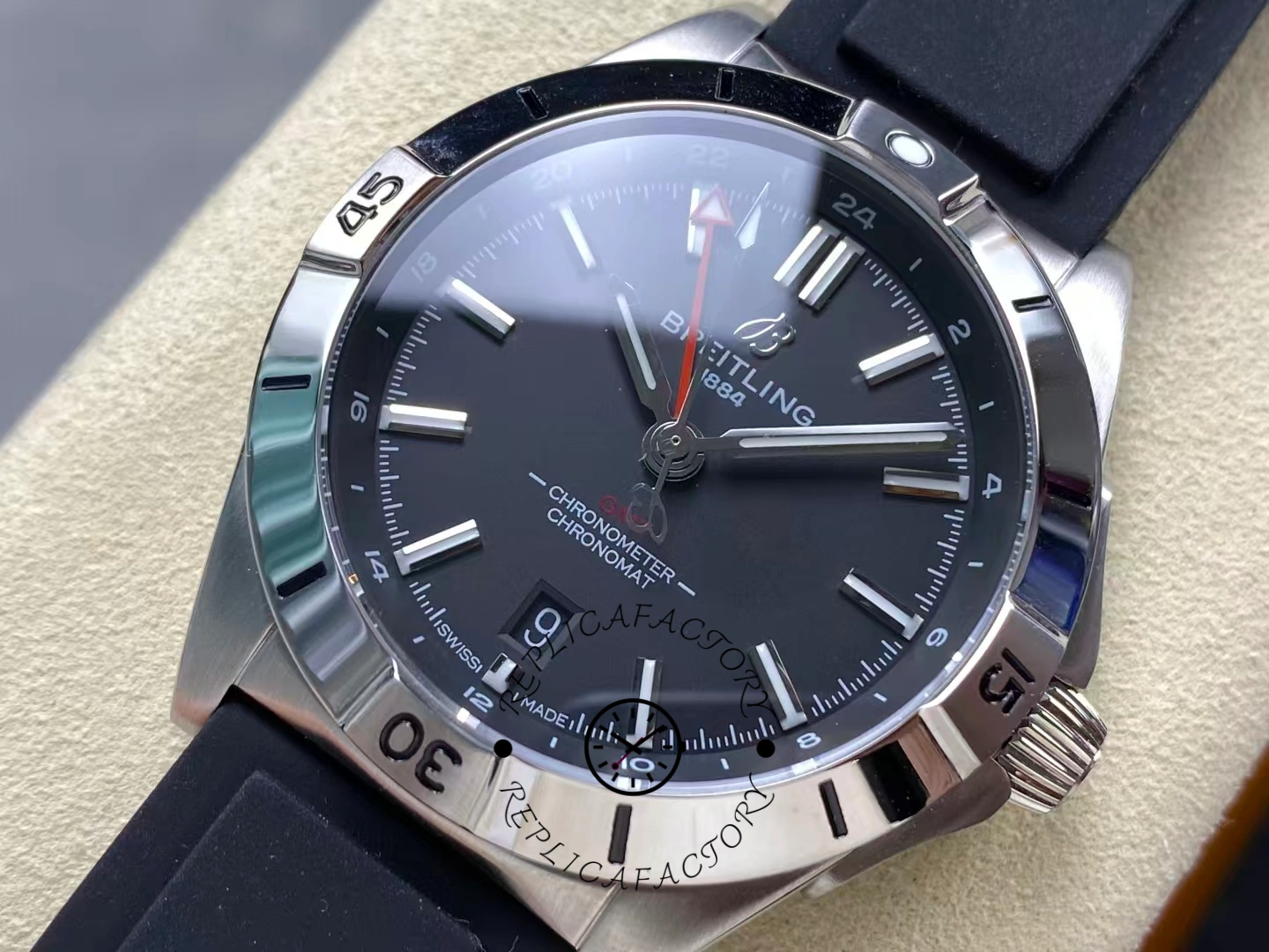 Breitling Chronomat GMT 40 A32398101B1A1 Rubber Strap Replica