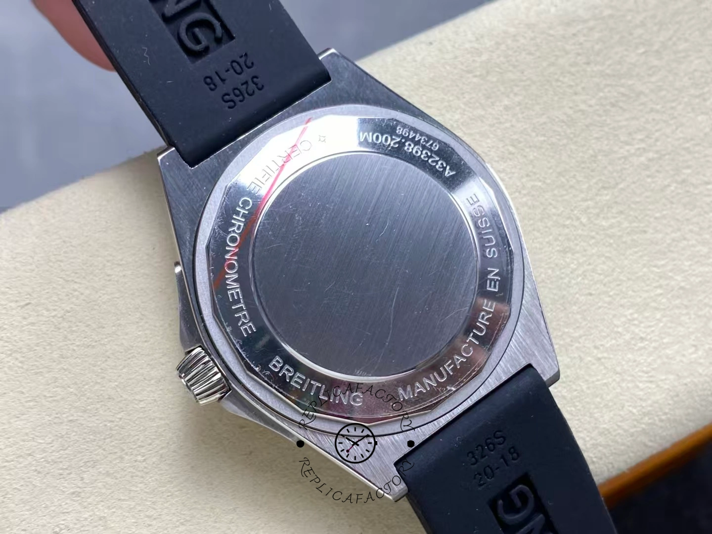 Breitling Chronomat GMT 40 Ice Blue P32398101C1S1 Replica