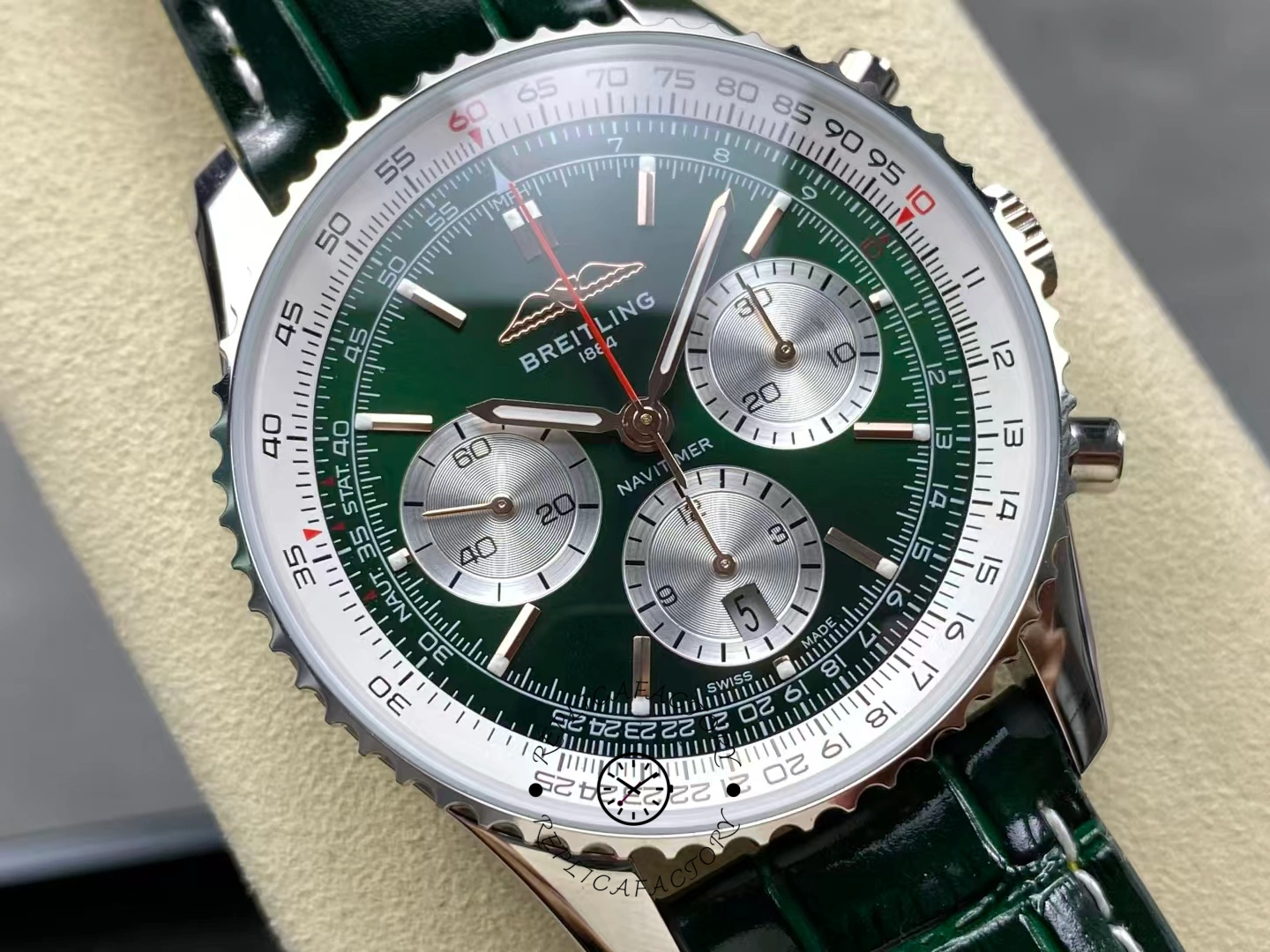 Breitling Navitimer B01 Chronograph AB01384C1L1P1 43mm Replica