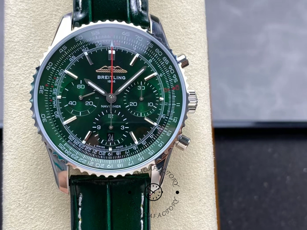 Breitling Navitimer B01 Chronograph AB01382B1L1P1 43mm Green Strap Replica
