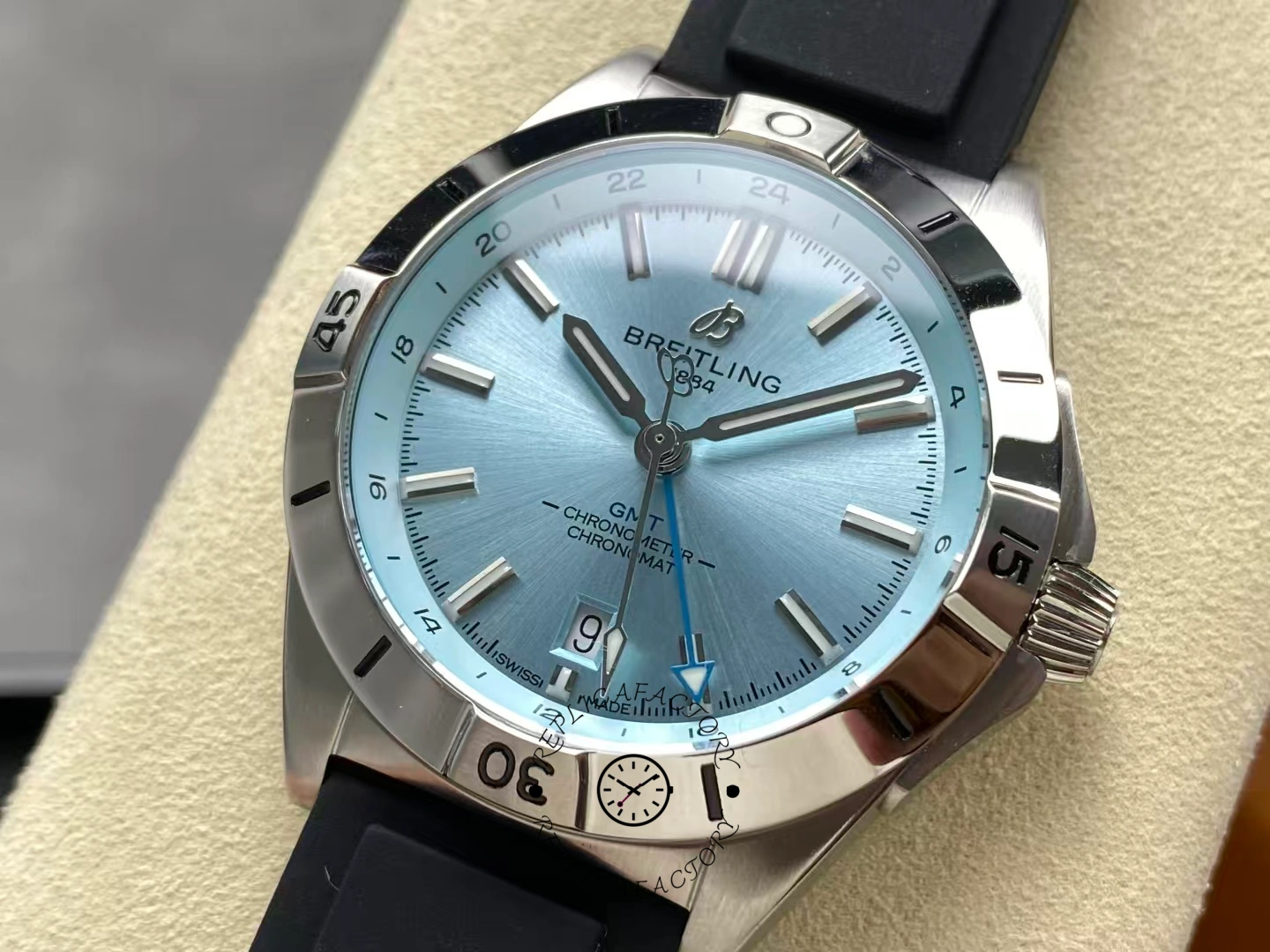 Breitling Chronomat GMT 40 Ice Blue P32398101C1S1 Replica