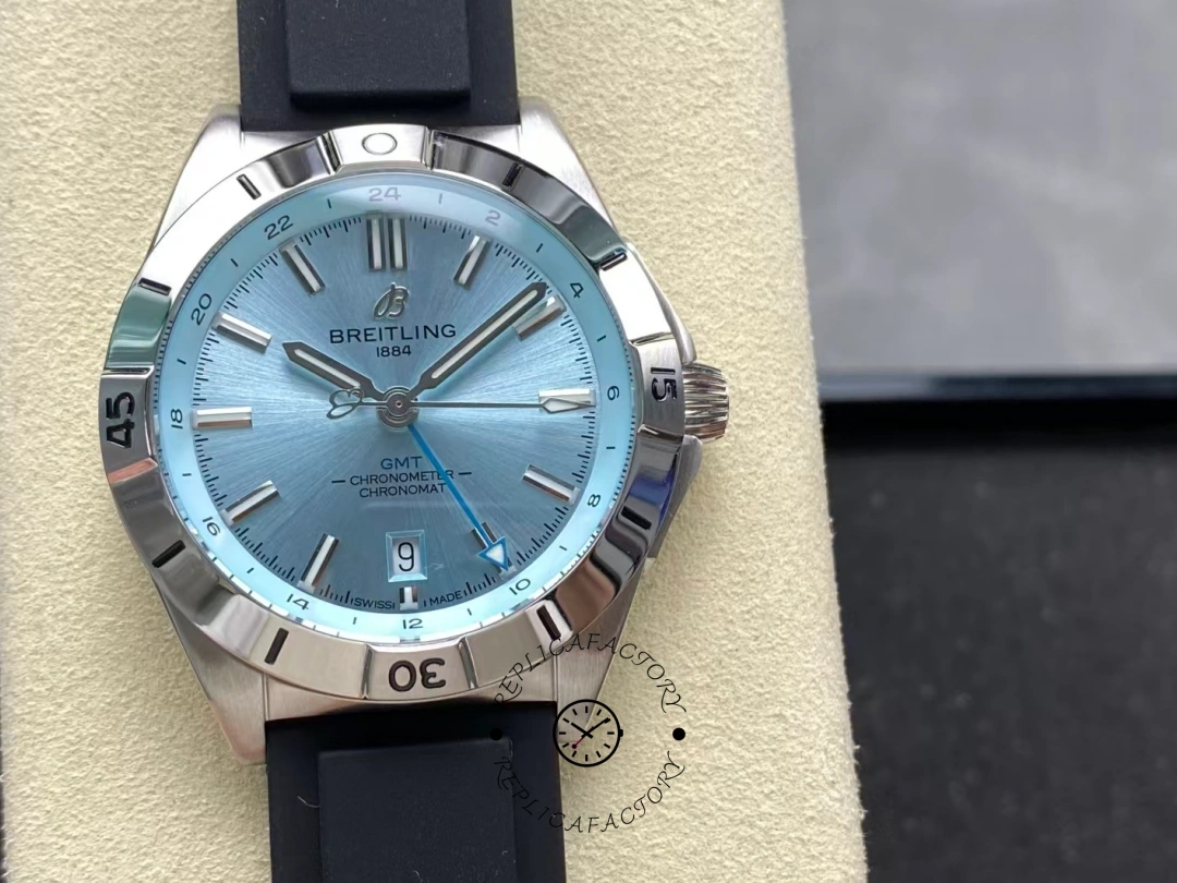 Breitling Chronomat GMT 40 Ice Blue P32398101C1S1 Replica