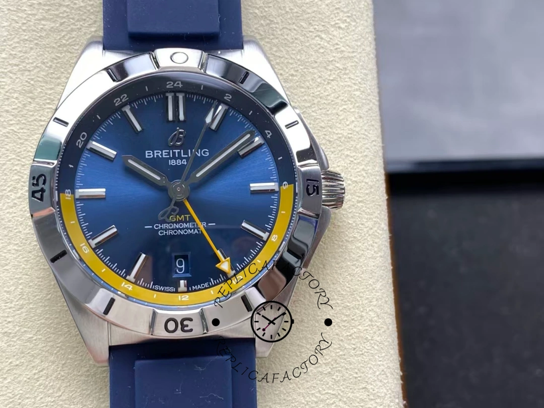 Breitling Chronomat GMT 40 Yellow Pointer A323981A1C1A1 Replica