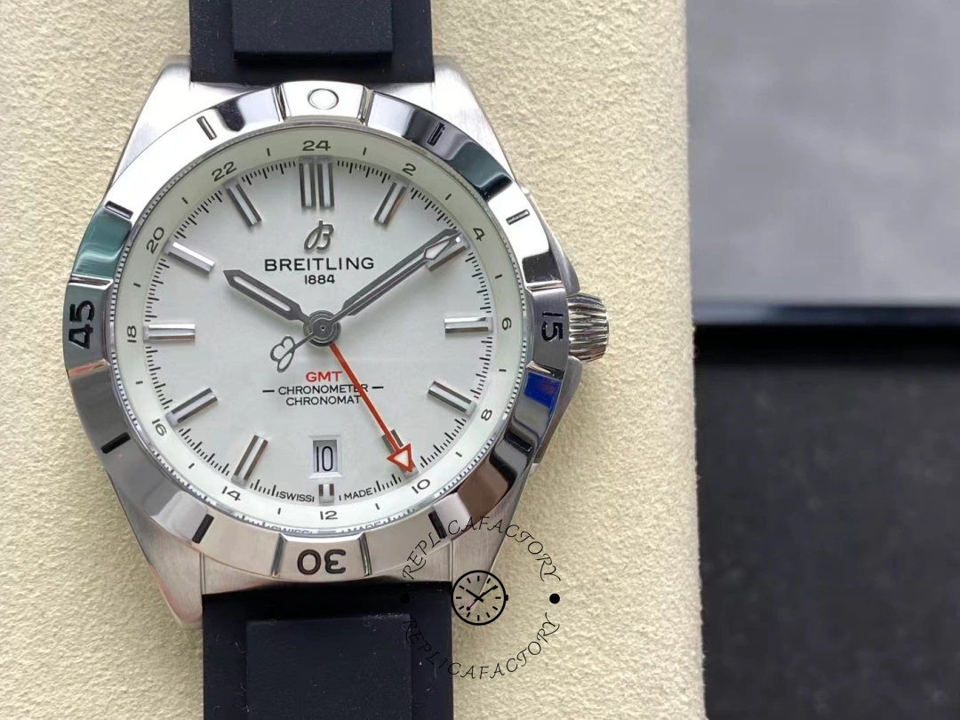 Breitling Chronomat GMT White Dial A32398101C1A1 40 Replica