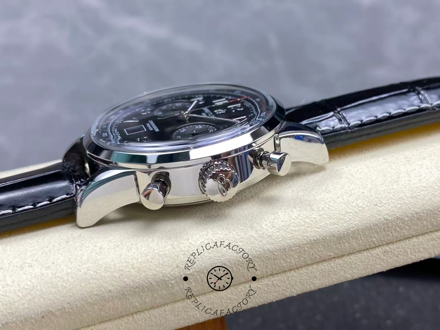 Breitling Premier B01 42mm Alligator Strap AB0145221B1P2 Replica