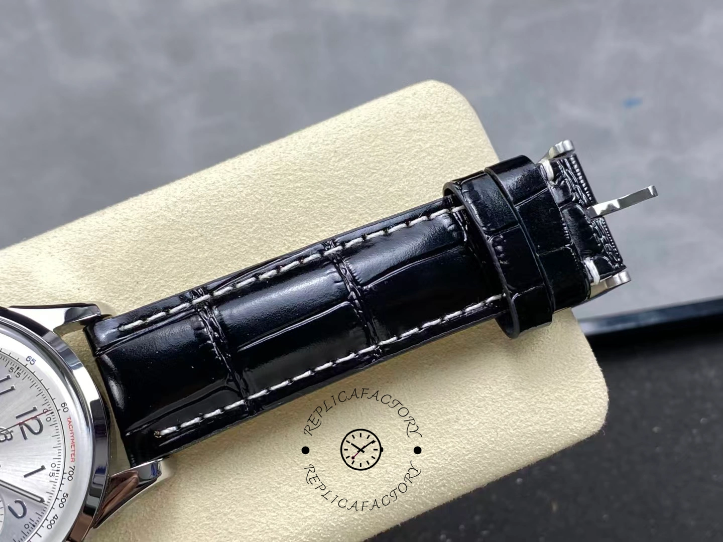 Breitling Premier B09 Silver Dial 40 mm AB0930371G1P1 Replica