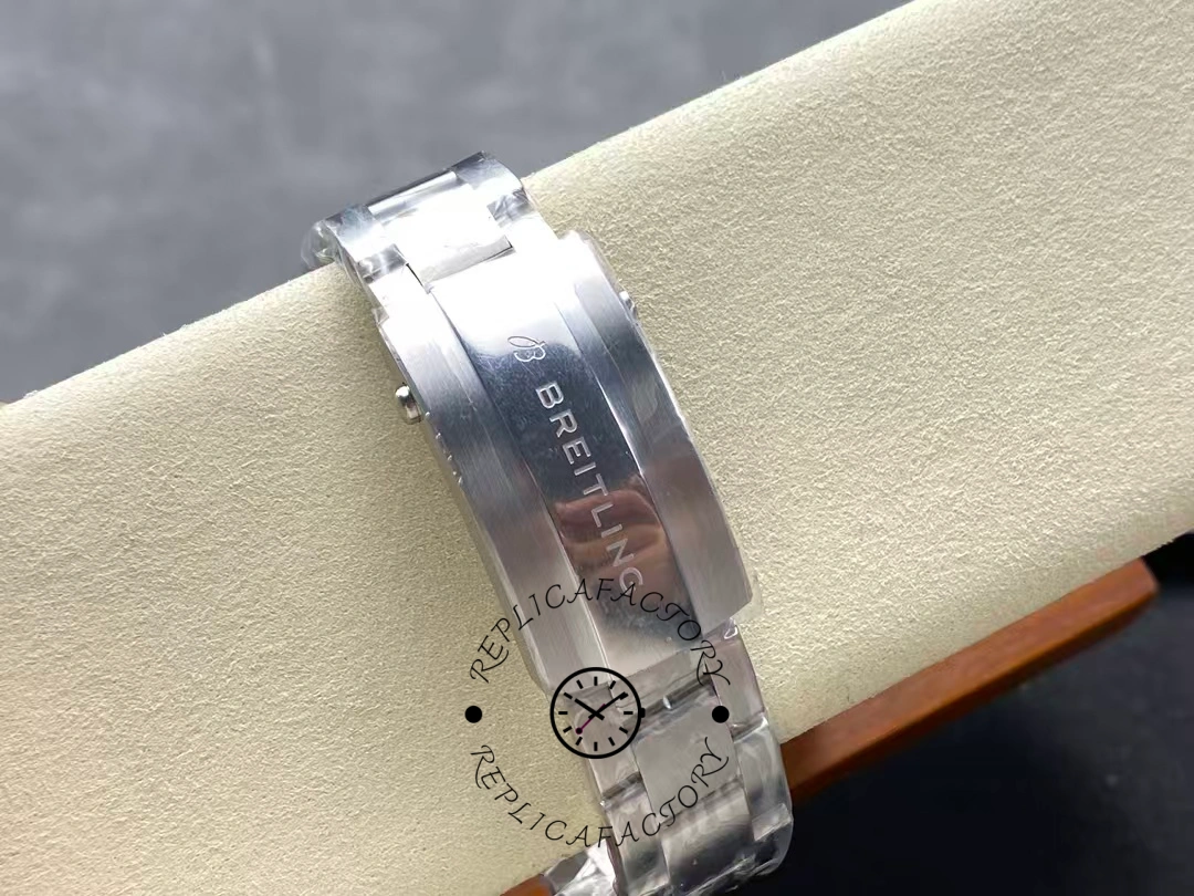 Breitling Avenger Automatic 42mm A173281A1C1A1 Blue Dial Replica