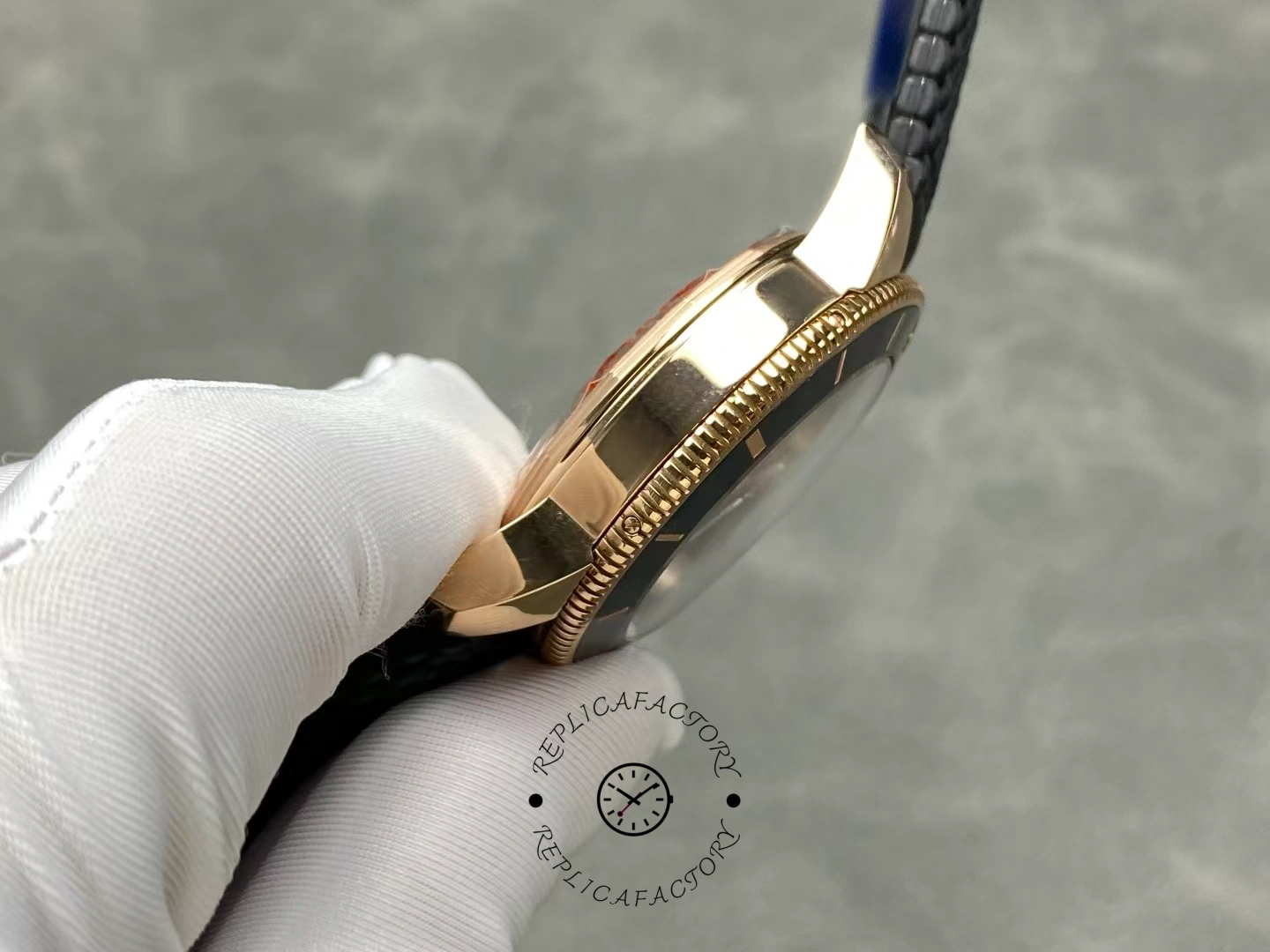 Breitling Superocean Heritage B20 Automatic 42MM RB2010121B1S1 Replica