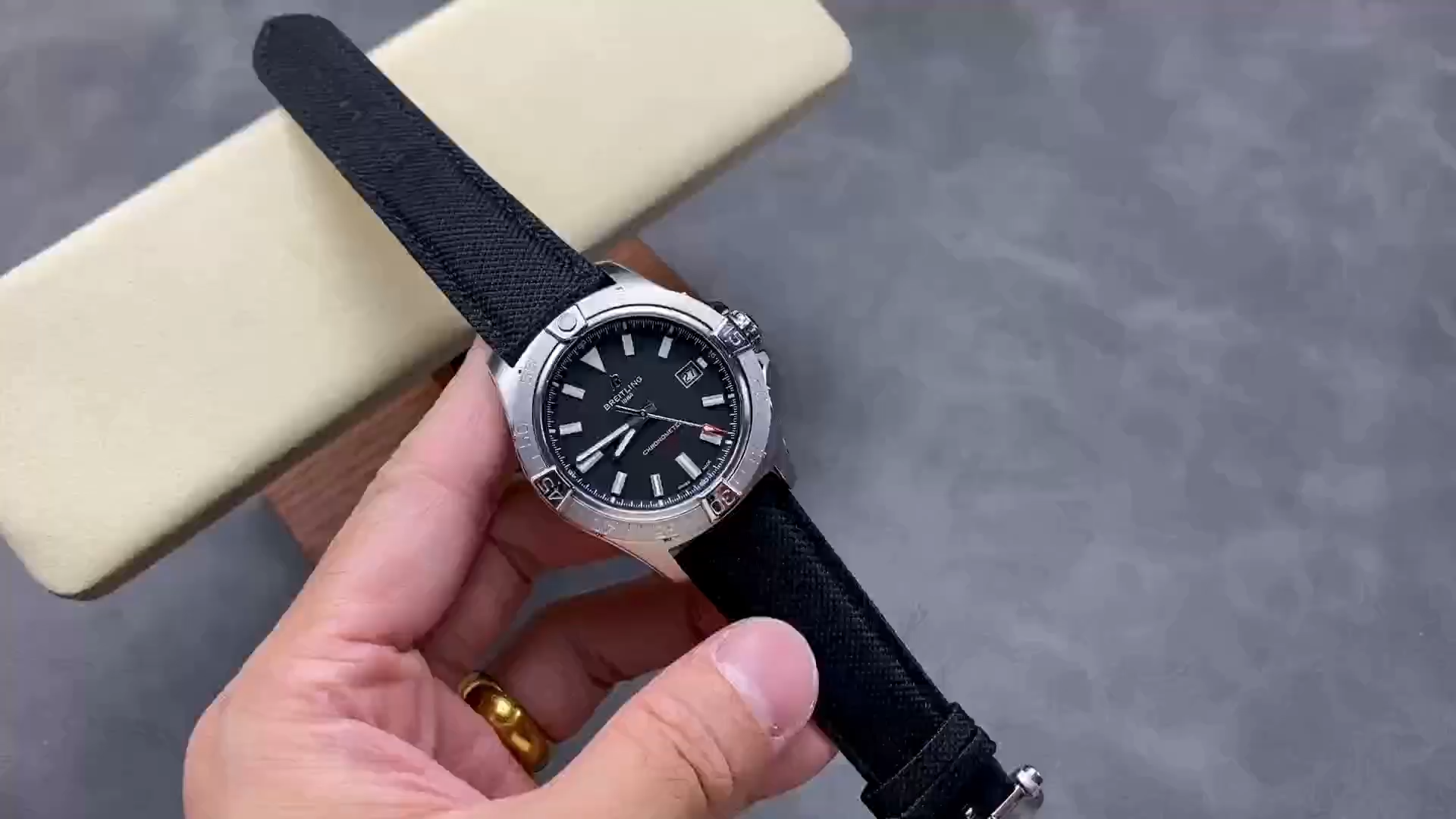 Breitling Avenger Automatic A17328101B1X1 42 Black Dial Replica