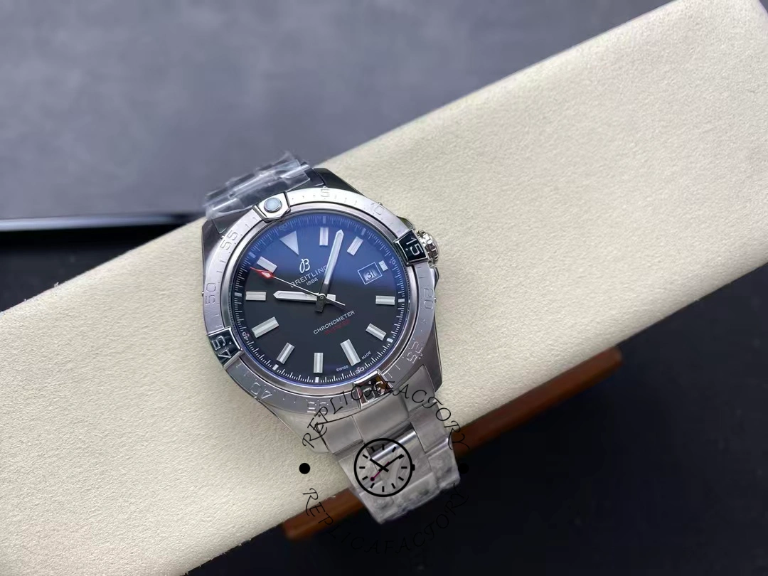 Breitling Avenger Automatic A17328101B1A1 42 Black Dial Replica