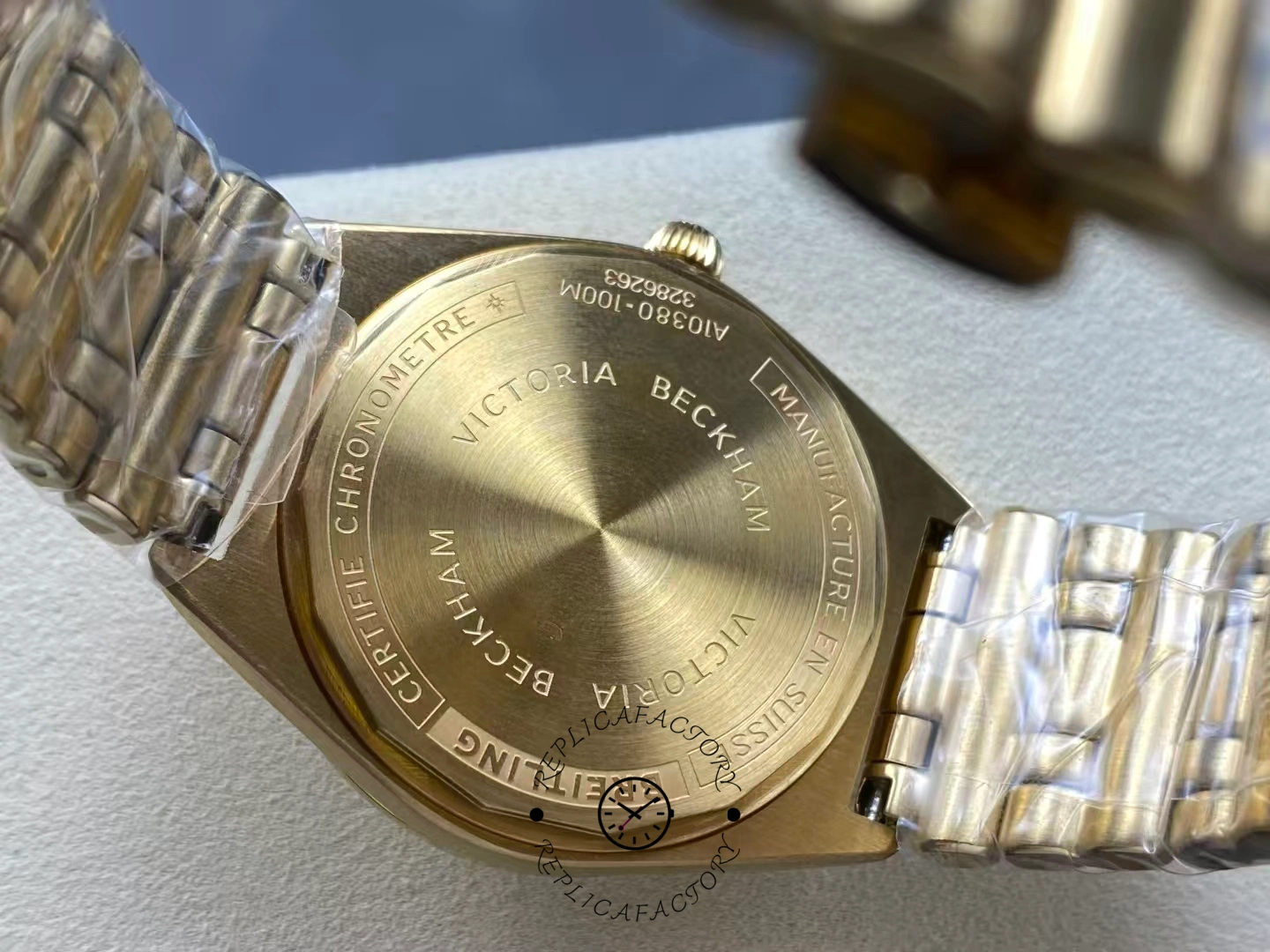 Breitling Chronomat Automatic 36mm K103801A1C1K1 Yellow Gold Replica