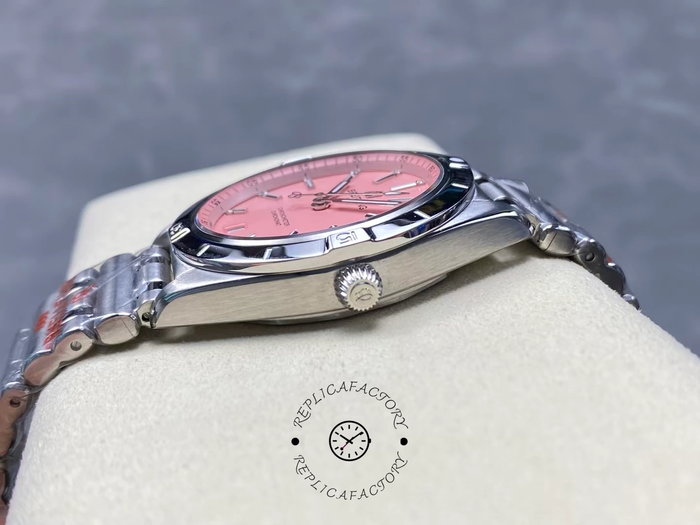 Breitling Chronomat 36mm Pink Dial A77310101K1A1 Replica
