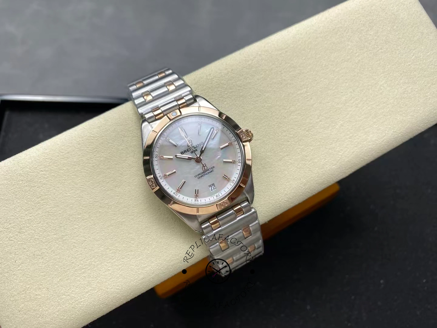 Breitling Chronomat Automatic 36 MOP Dial U10380101A2U1 Replica