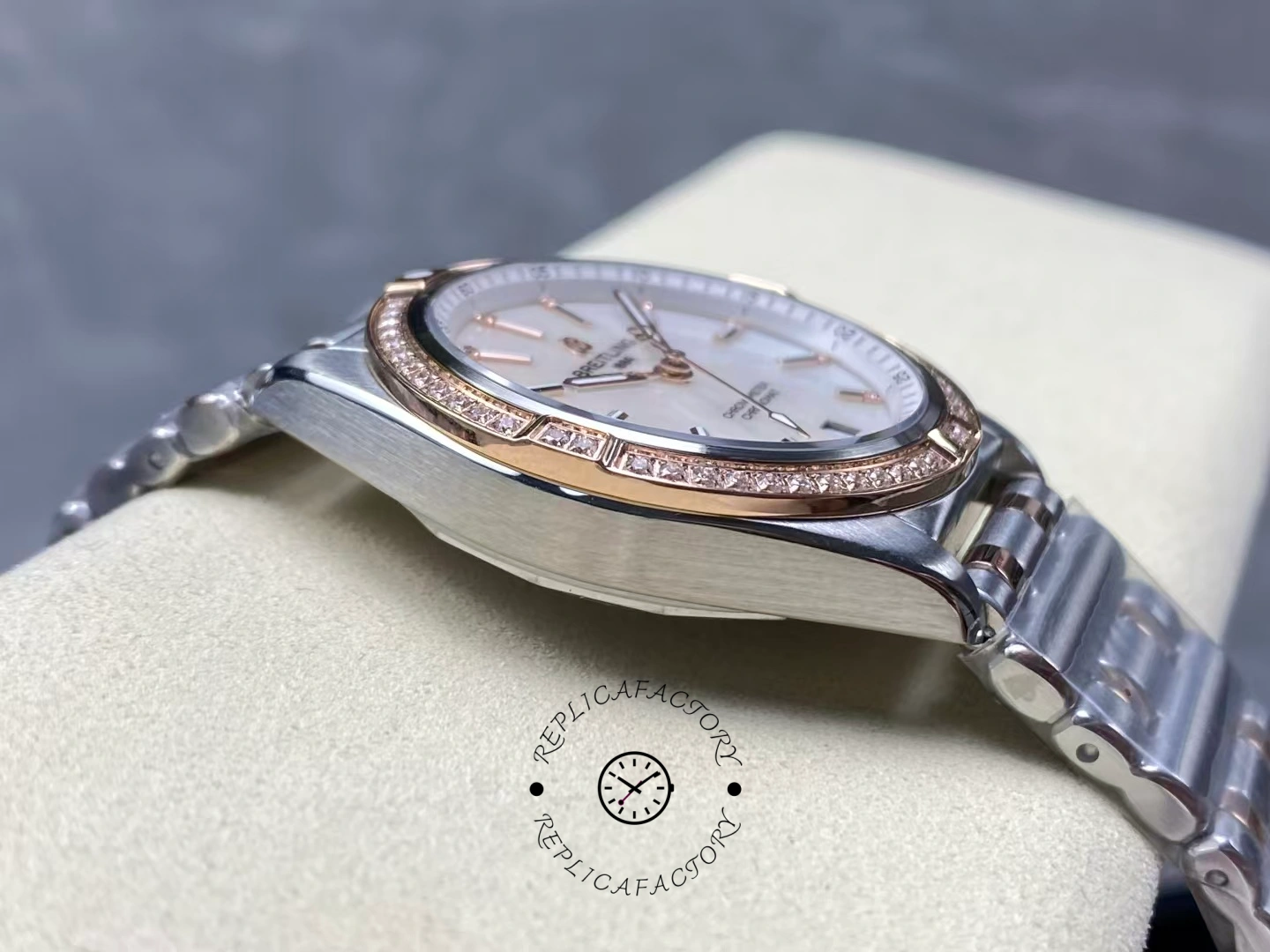 Breitling Chronomat Automatic 36 MOP Dial U10380591A2U1 Replica