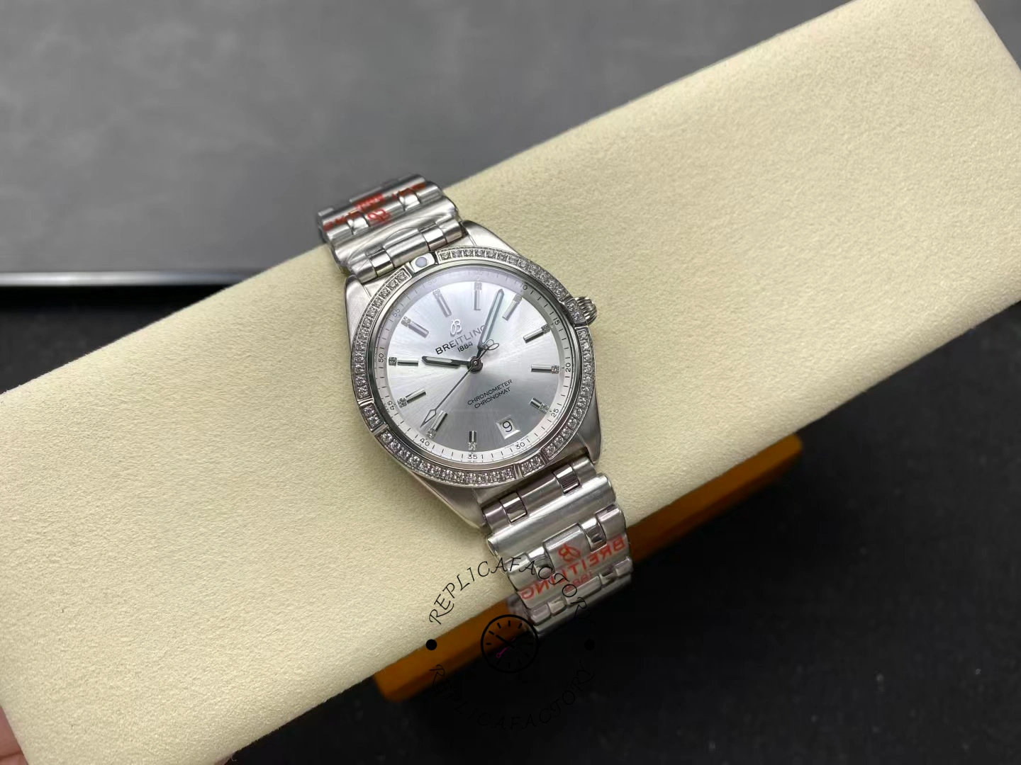 Breitling Chronomat 36mm Automatic Silver Dial A10380591A1A1 Replica