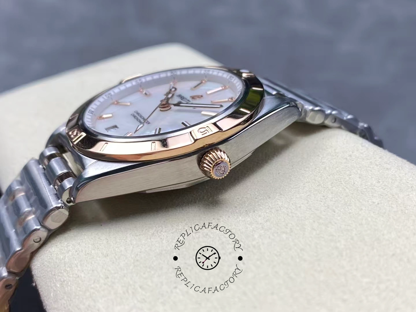 Breitling Chronomat Automatic 36 MOP Dial U10380101A2U1 Replica