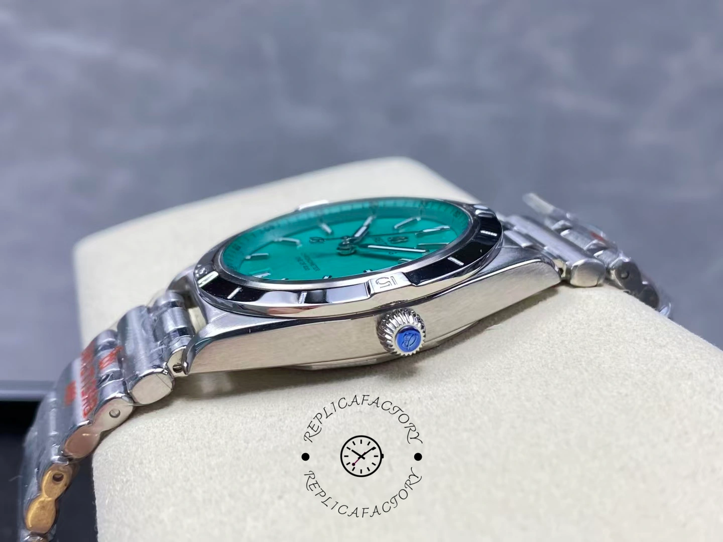 Breitling Chronomat Automatic 36mm Turquoise Dial A103801A1L1A1 Replica