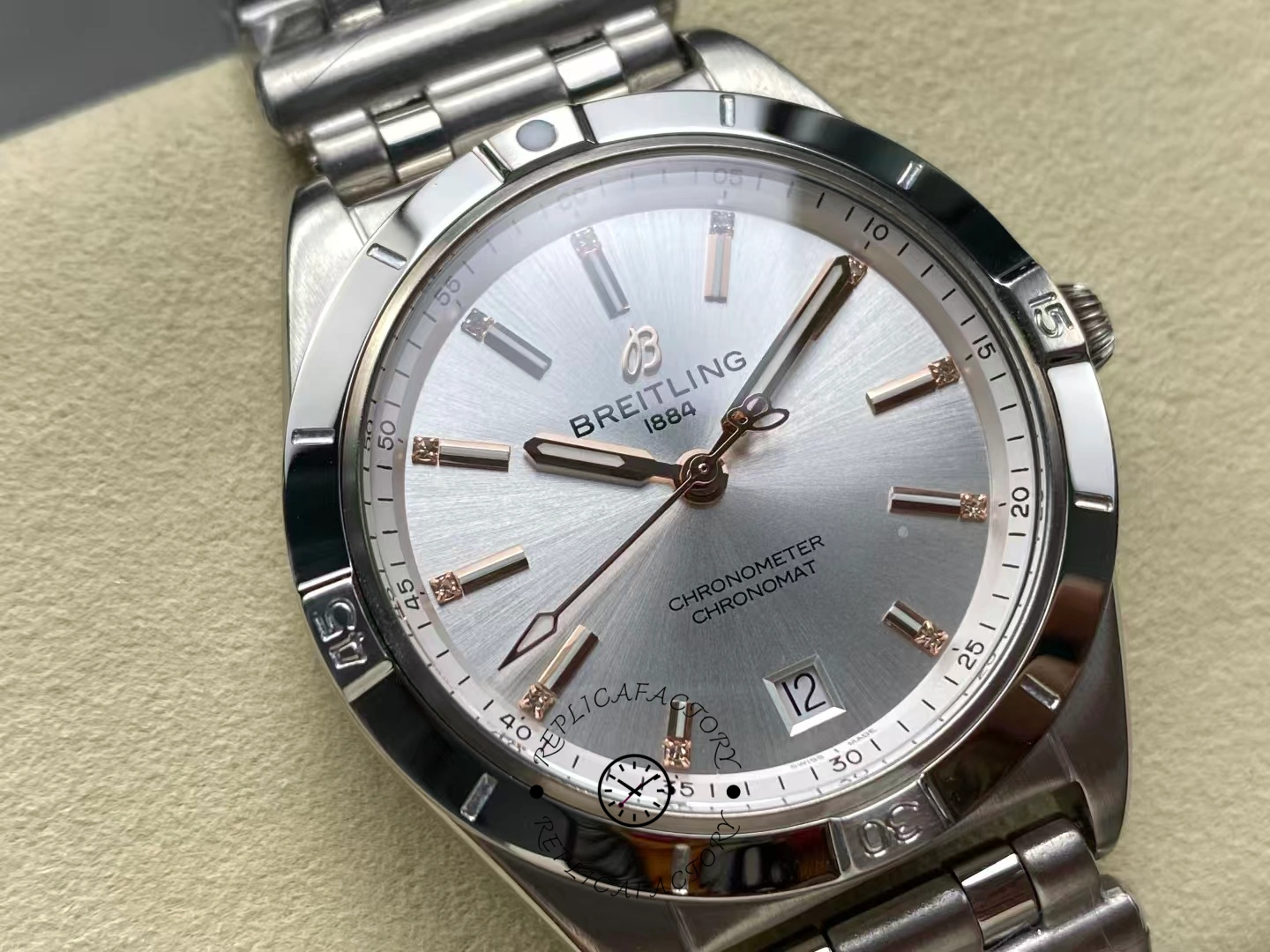 Breitling Chronomat Automatic 36mm Silver Dial A10380101A2A1 Replica