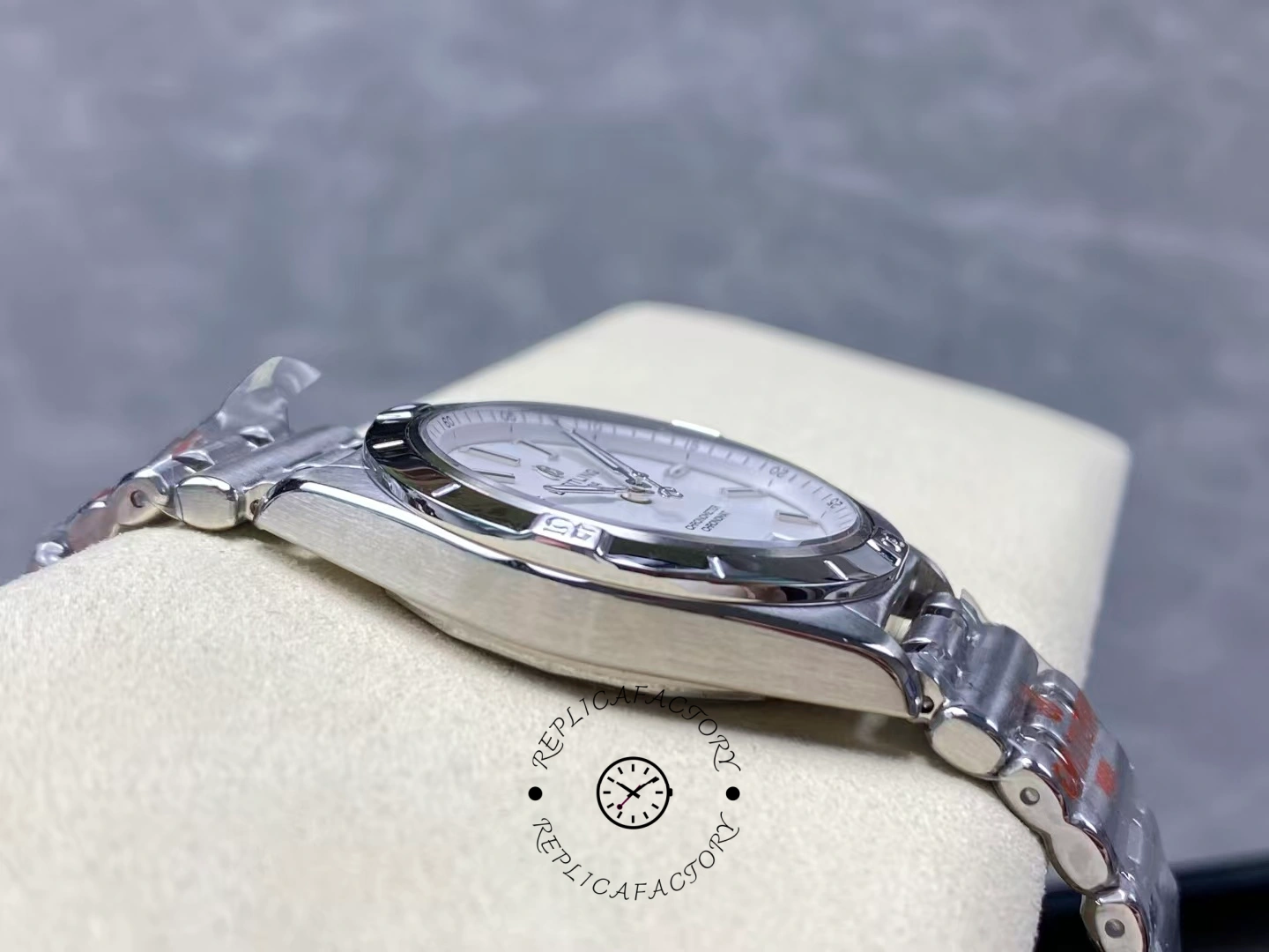 Breitling Chronomat A10380101A3A1 36mm Automatic White Dial Replica