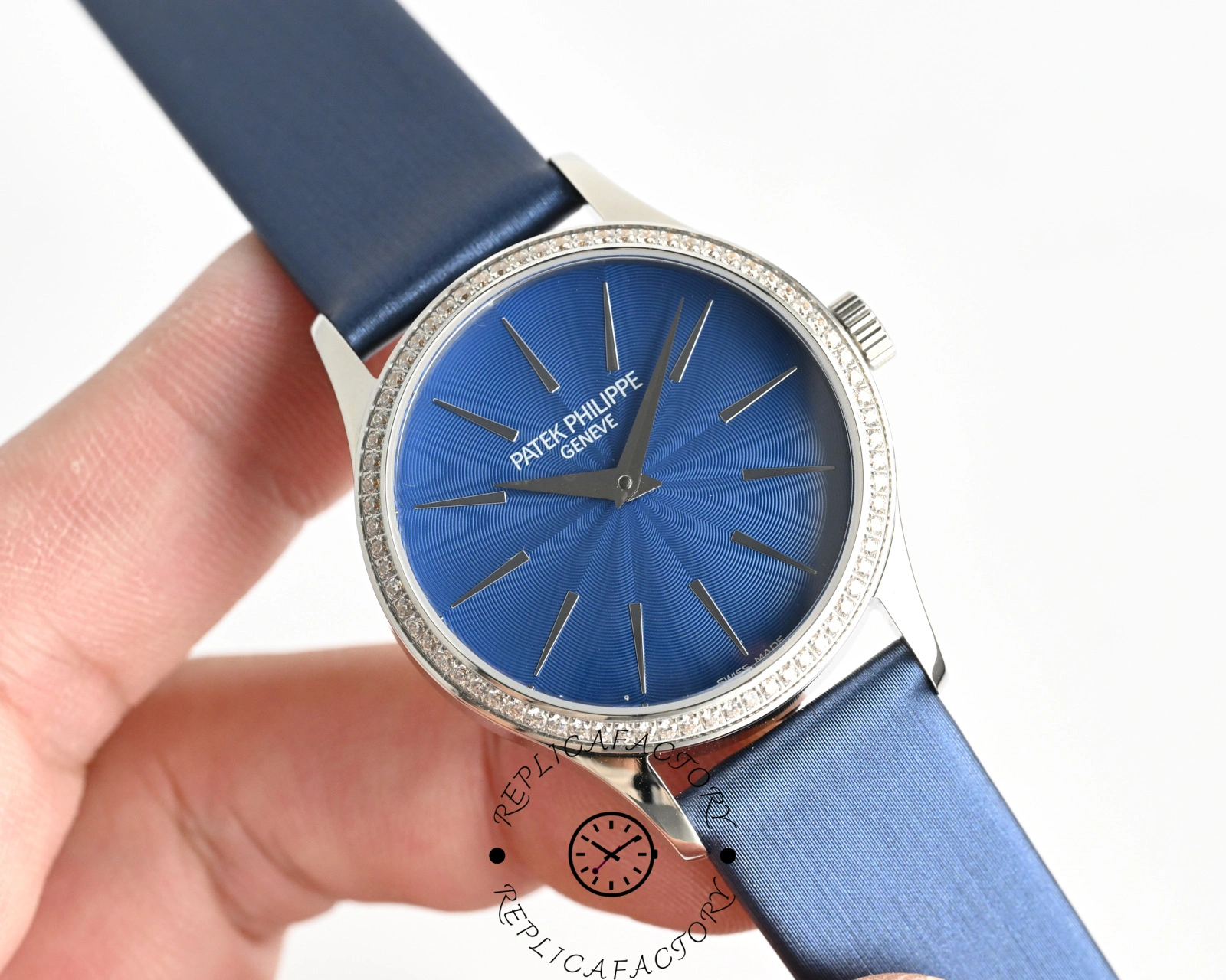 Patek Philippe Calatrava 4997 33mm Womens Watch