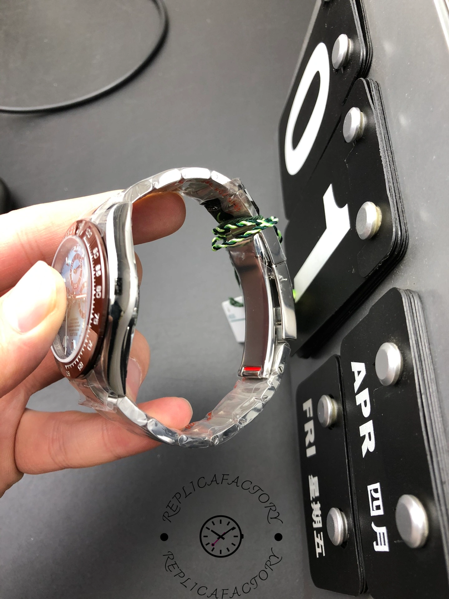 Rolex Platinum Cosmograph Daytona Ice Blue Index Dial Oyster Bracelet 126506 0001