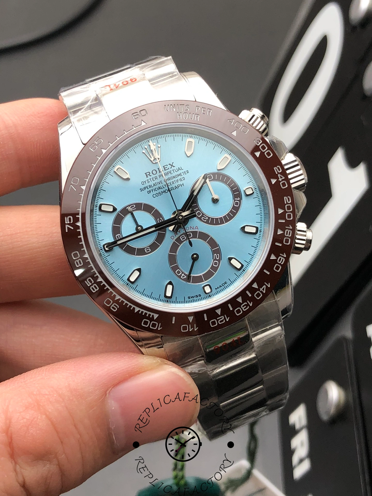 Rolex Platinum Cosmograph Daytona Ice Blue Index Dial Oyster Bracelet 126506 0001