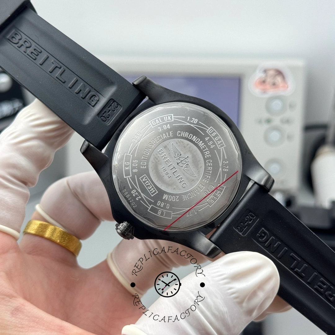 Breitling Avenger Blackbird Men's Watch V1731010BD12-155S 48MM Replica