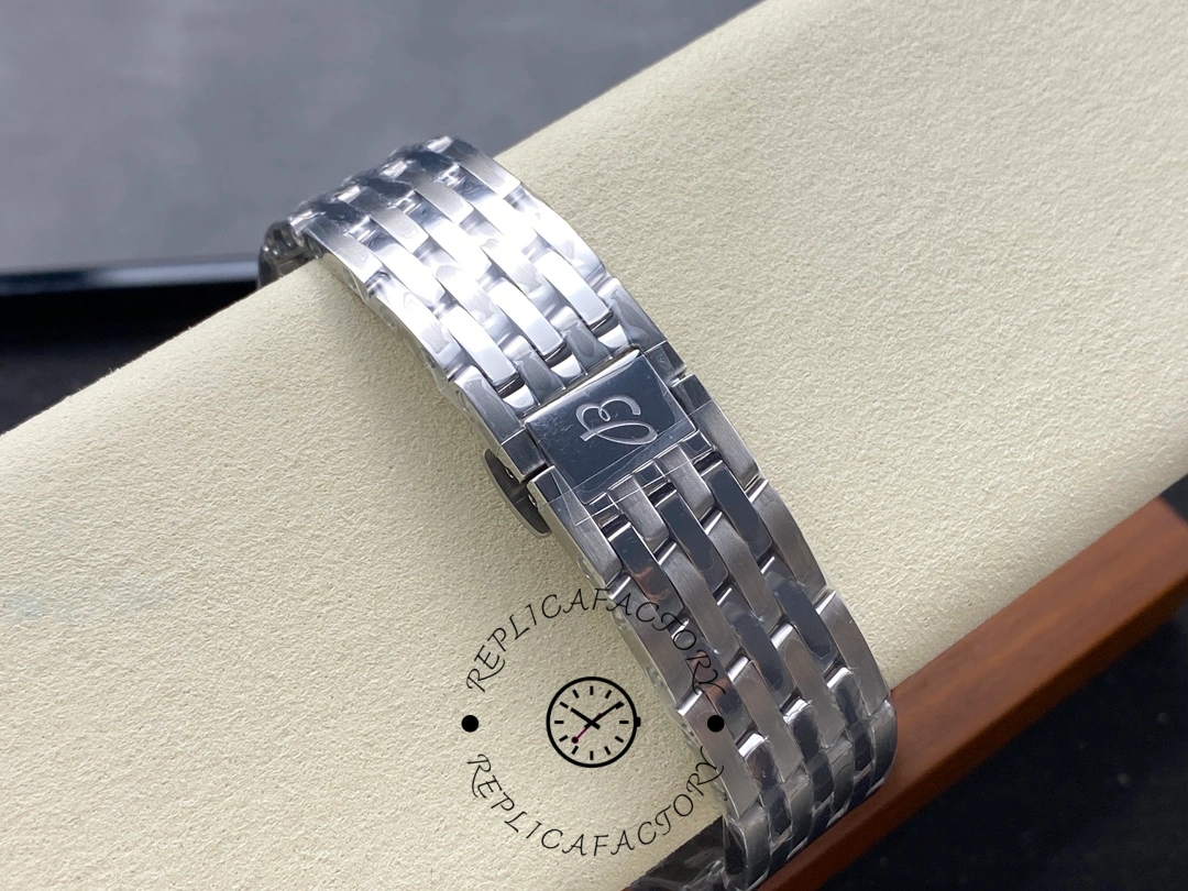 Breitling Navitimer B01 Automatic 46MM AB0137211C1A1 Replica