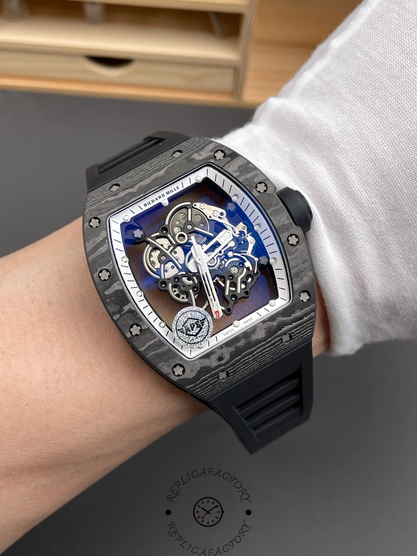 Richard Miller RM 055 RMUL2 NTPT Carbon Fiber Black & White