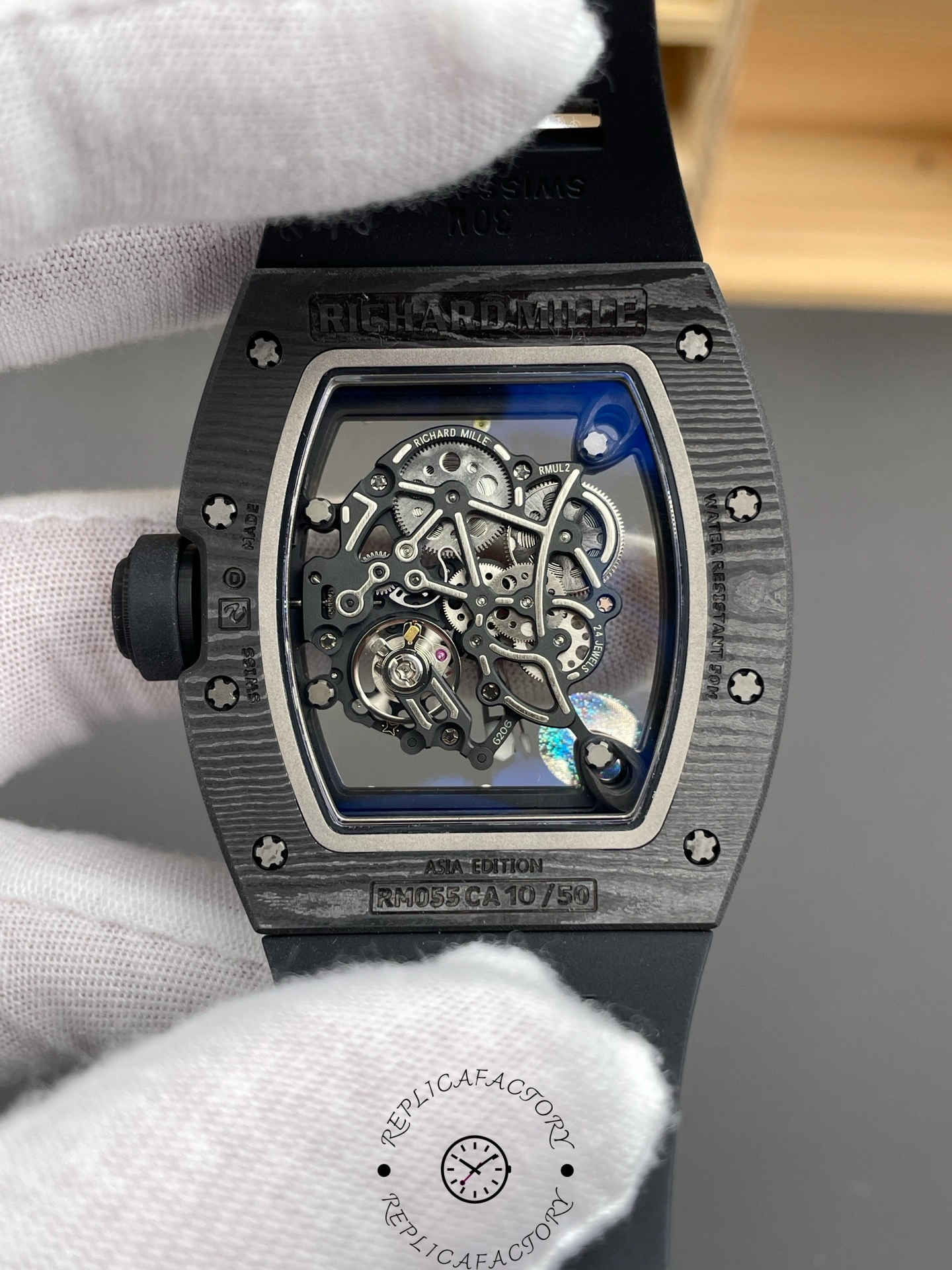 Richard Miller RM 055 RMUL2 NTPT Carbon Fiber Black & White