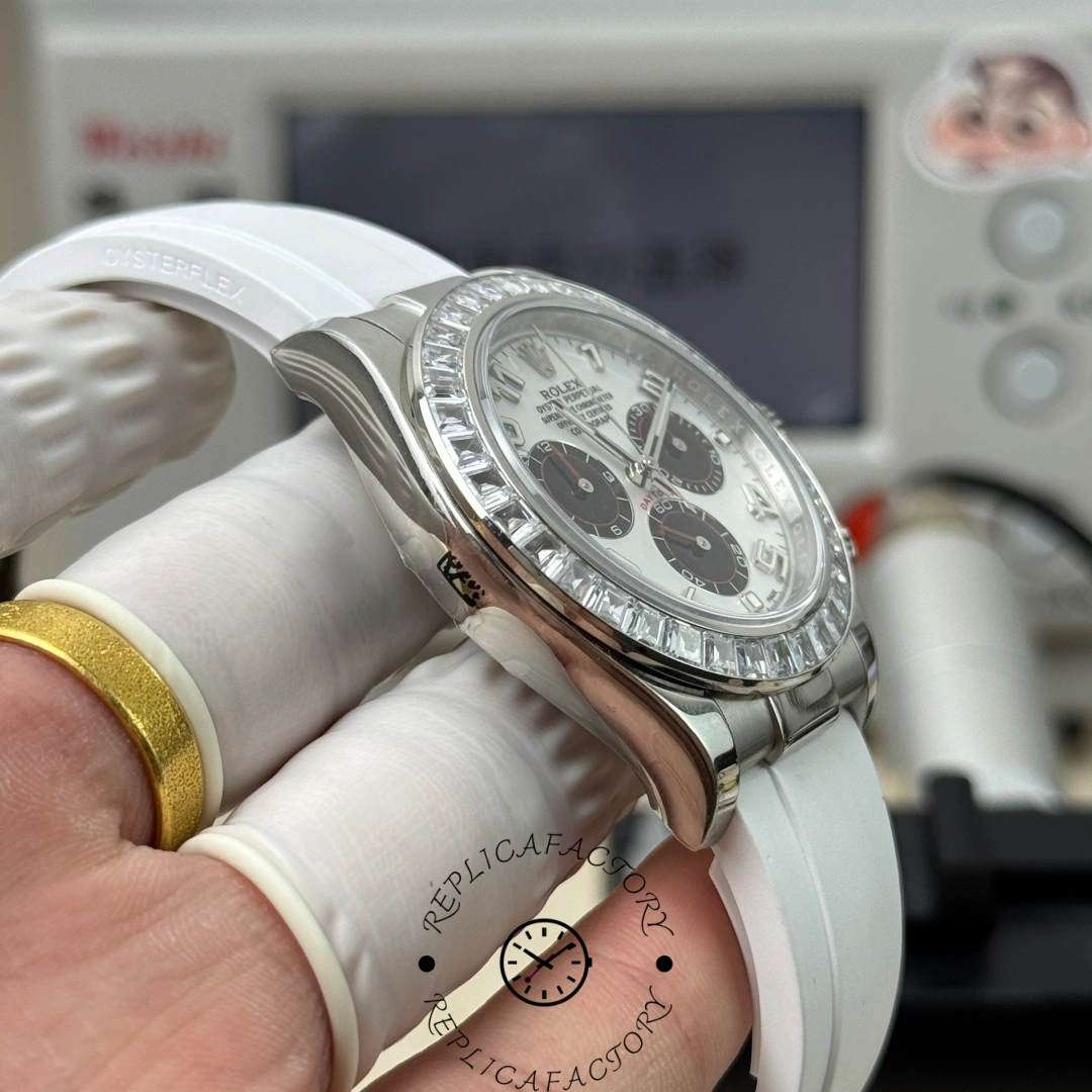 Right side view of Rolex Daytona 116519 showing sapphire crown and pushers.