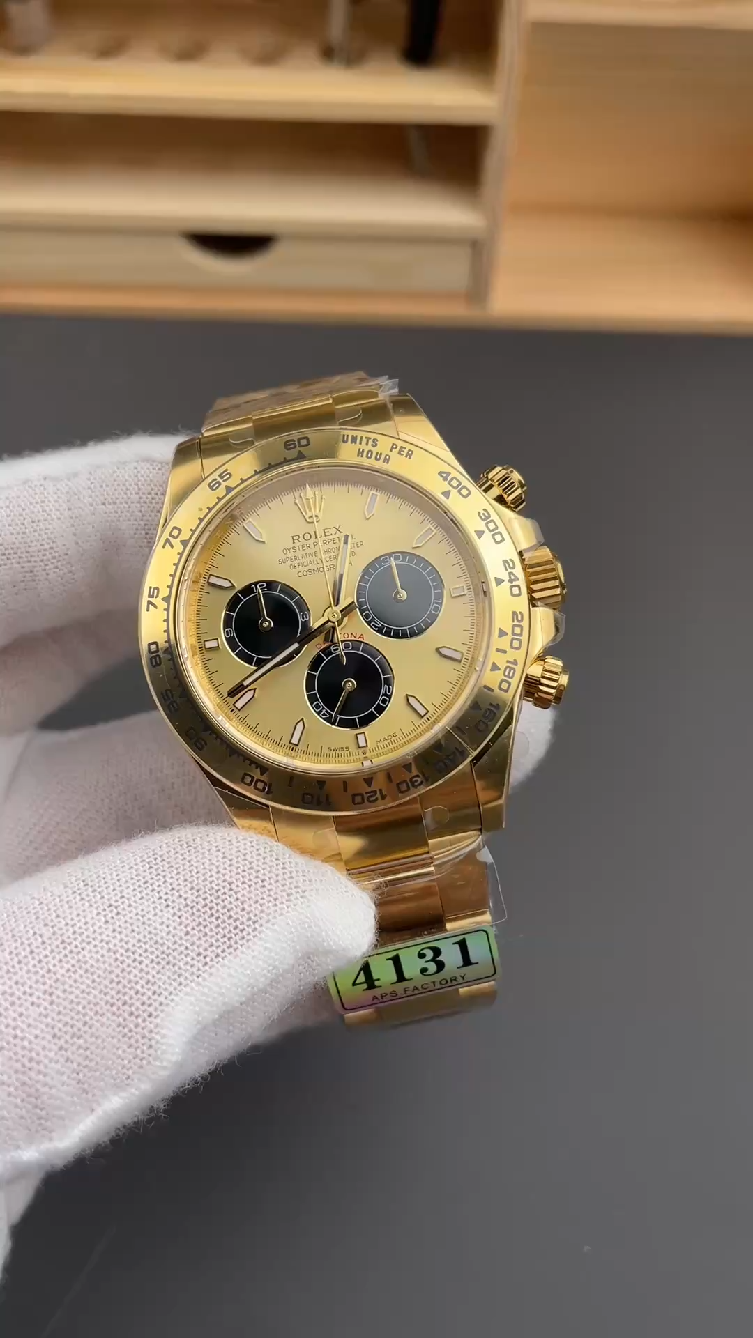 Rolex Daytona 126508 0006 Yellow Gold on Bracelet 1:1 Replica Watch