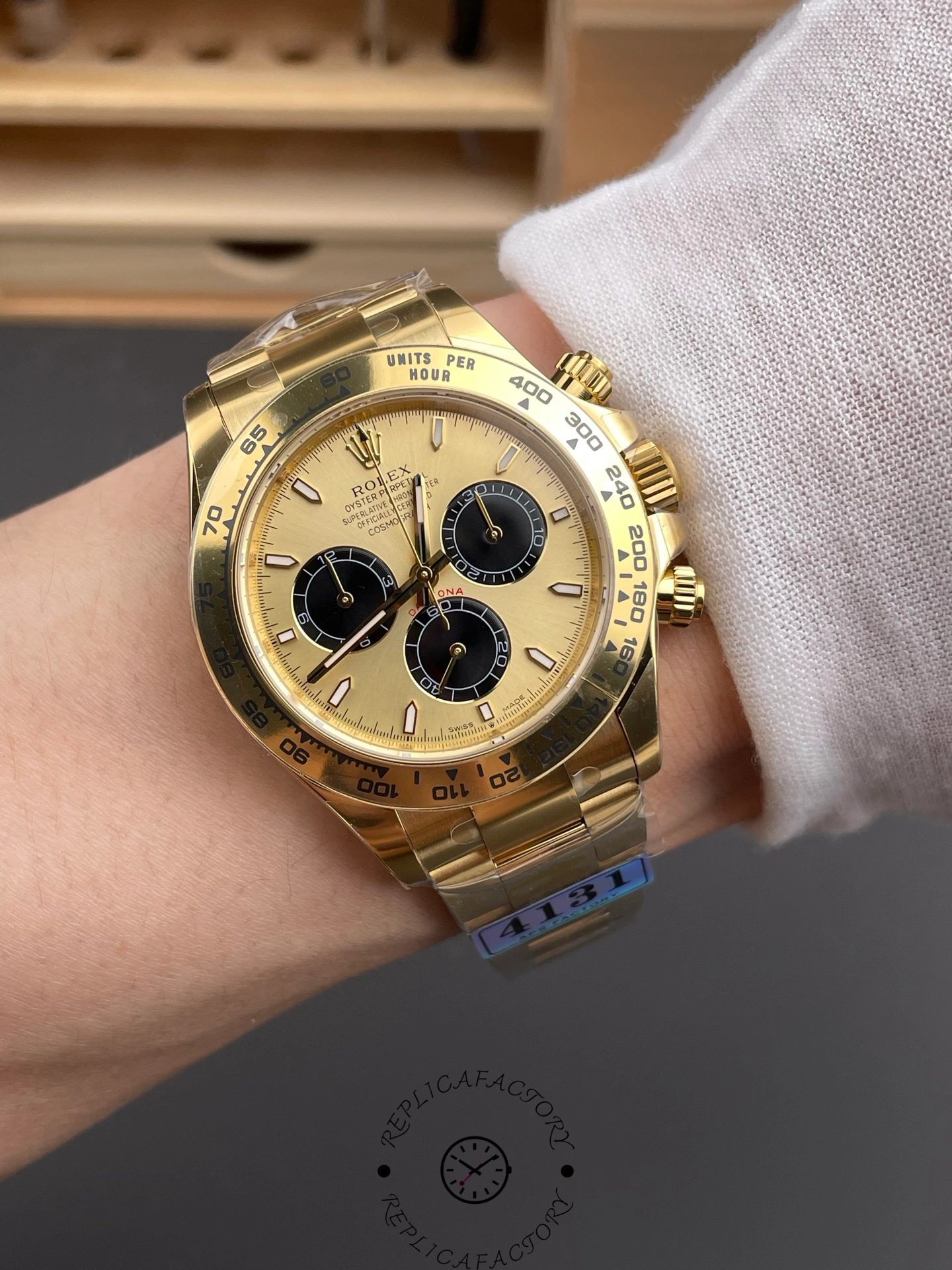 Rolex Daytona 126508 0006 Yellow Gold on Bracelet 1:1 Replica Watch
