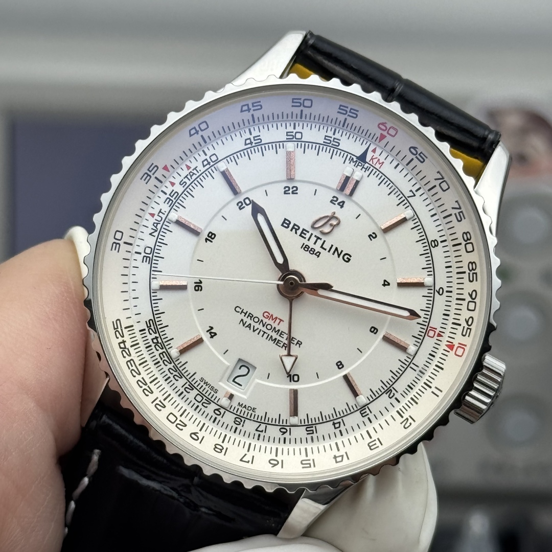 Breitling Navitimer Automatic GMT 41 A32310211G1P1 Clone Watch