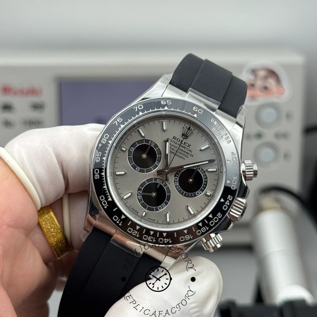 Close-up of the Rolex Cosmograph Daytona 126519LN-0006 dial with chronograph counters and polished hour markers.