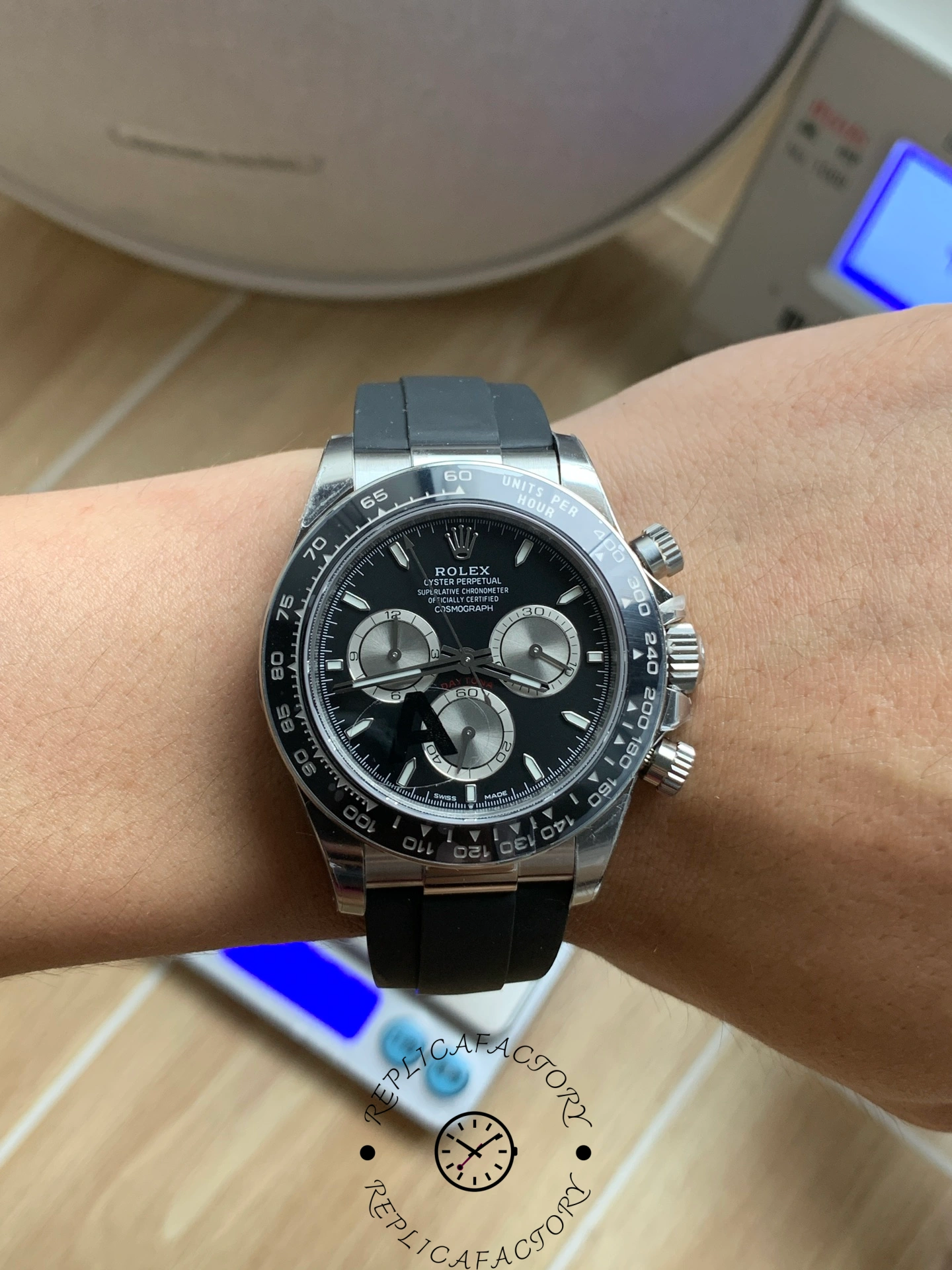 Rolex Cosmograph Daytona 126519LN