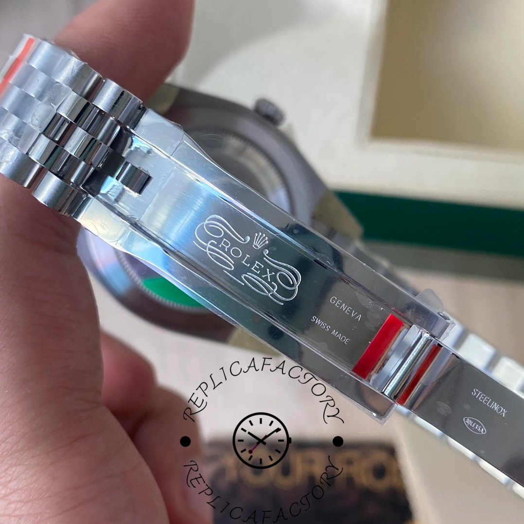 Inner clasp view of the Rolex Datejust 126334-0002 engraved with “Rolex Geneva Swiss Made” markings.