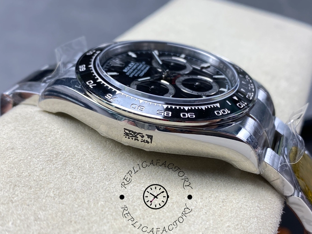 Side profile of the Rolex Cosmograph Daytona 116500LN displaying the case curvature and engraved hallmark on the side.